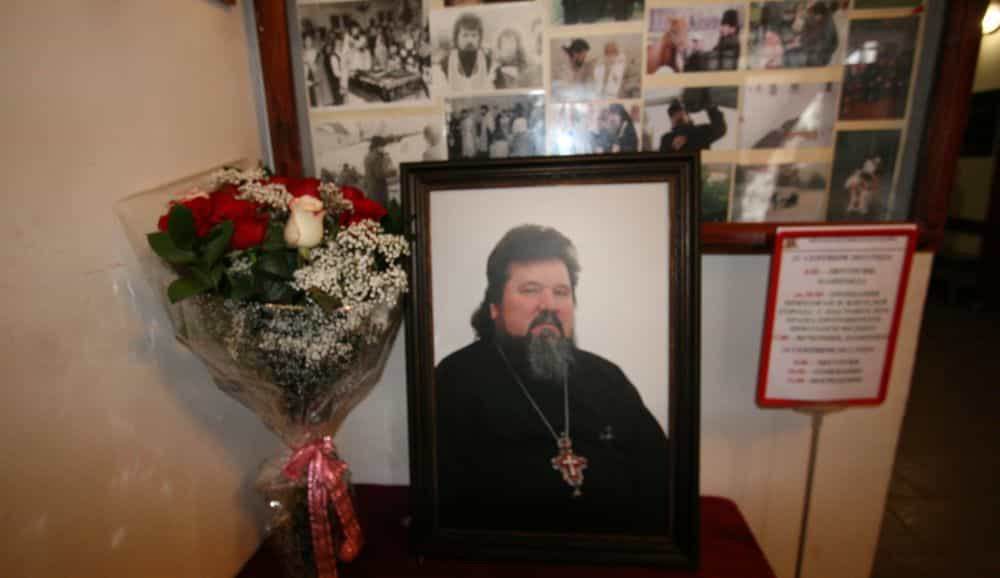 Прихожане Всехсвятского собора в г. Кирово-Чепецке и духовенство Вятской Епархии простились с настоятелем храма митрофорным протоиереем Николаем Федько