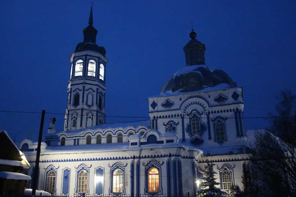 Митрополит Марк совершил Всенощное бдение в Спасской церкви села Спас-Талица