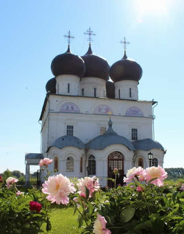 Торжественное Всенощное бдение совершится в субботу вечером в Свято-Успенском кафедральном соборе