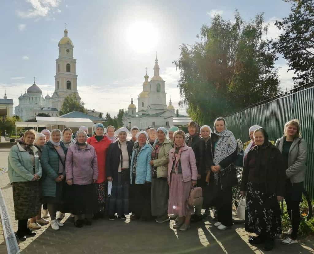 Прихожане храма святых мучениц Веры, Надежды, Любови и Софии совершили паломническую поездку по святым местам соседних епархий