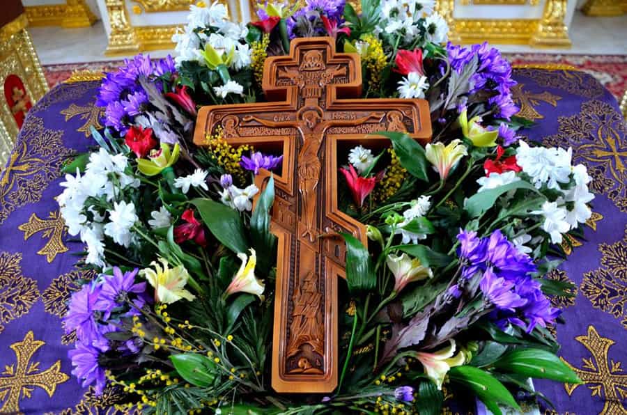 Неделя третья Великого поста – Крестопоклонная