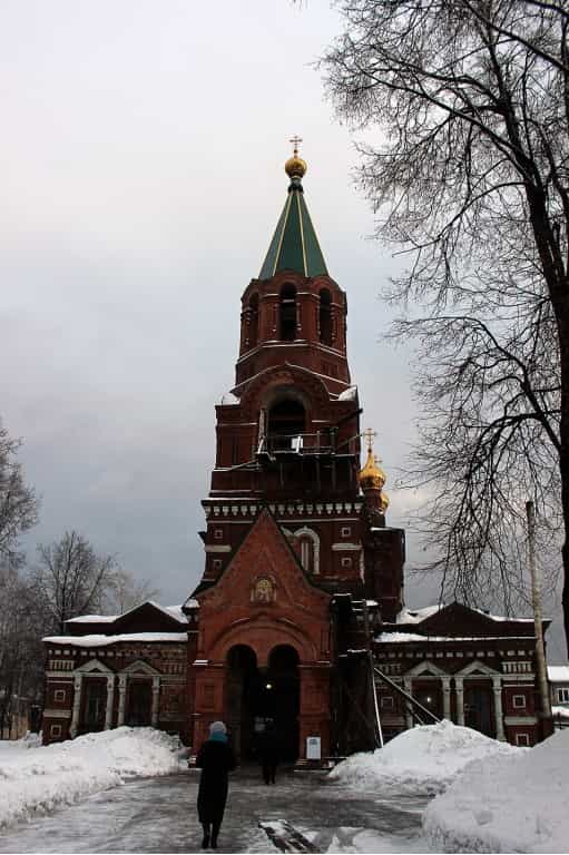 Накануне Прощеного воскресенья митрополит Марк возглавил всенощное бдение в Никольском храме города Слободского