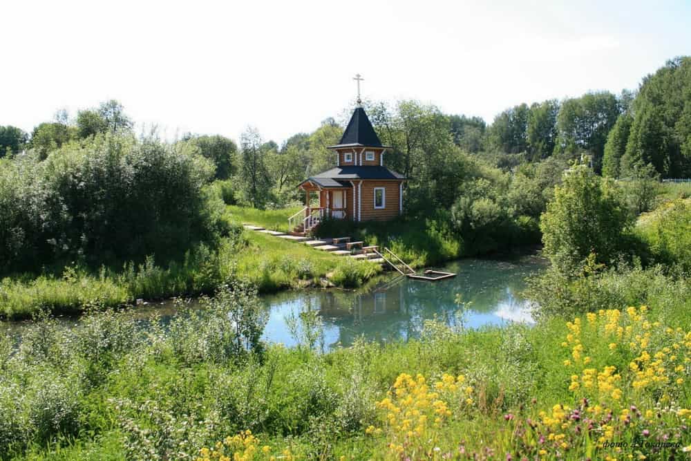 На источниках пгт. Нижнеивкино совершаются молебны