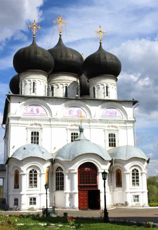 Святейший Патриарх Кирилл посетил Свято-Трифонов монастырь