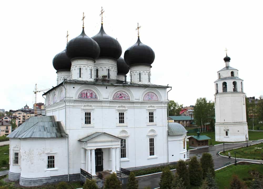 Состоялась защита дипломов выпускников заочного отделения Вятского Духовного училища