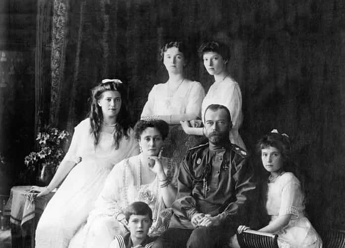 За что канонизирован император Николай II и его семья?