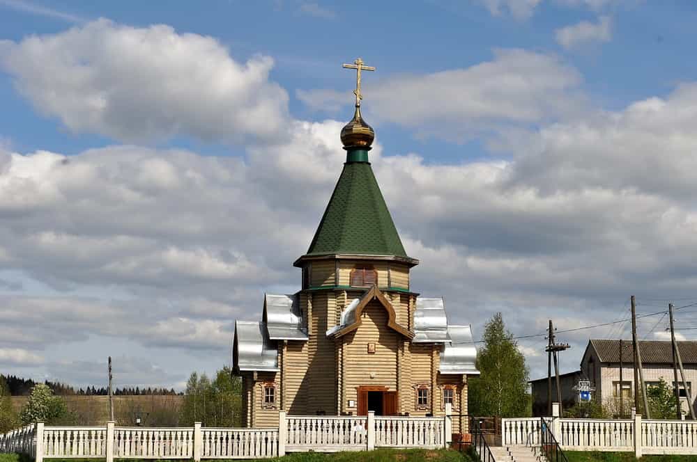 Паломники Великорецкого крестного хода пришли в село Бобино