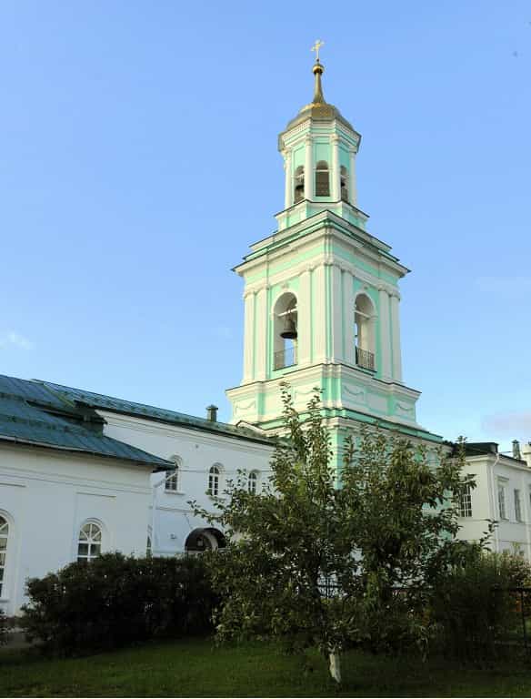 Богослужение в праздник Преображения Господня в Преображенском женском монастыре города Кирова