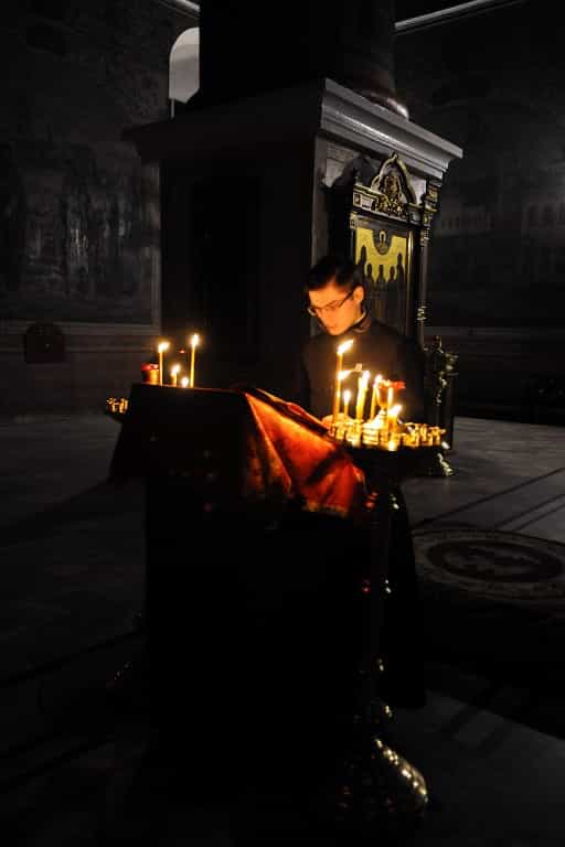 В праздник Светлого Христова Воскресения митрополит Вятский и Слободской Марк возглавил торжественное богослужение в Успенском кафедральном соборе города Кирова