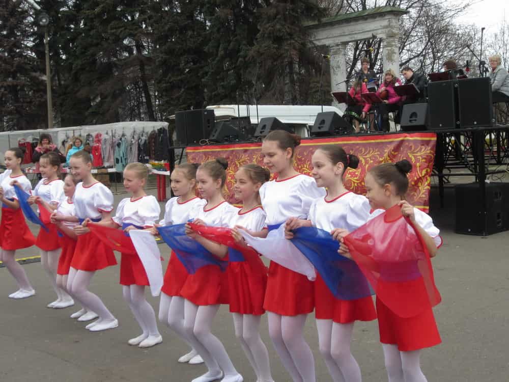 На Соборной площади Слободского состоялся концерт «Мы — славяне»