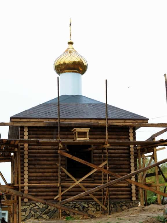 Митрополит Марк освятил крест и купол часовни Духовно-культурного комплекса «Смоленцевский ключ»