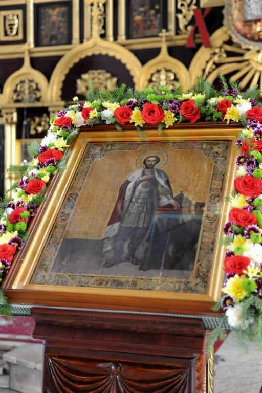 В День города митрополит Вятский и Слободской Марк возглавил крестный ход в честь святого князя Александра Невского