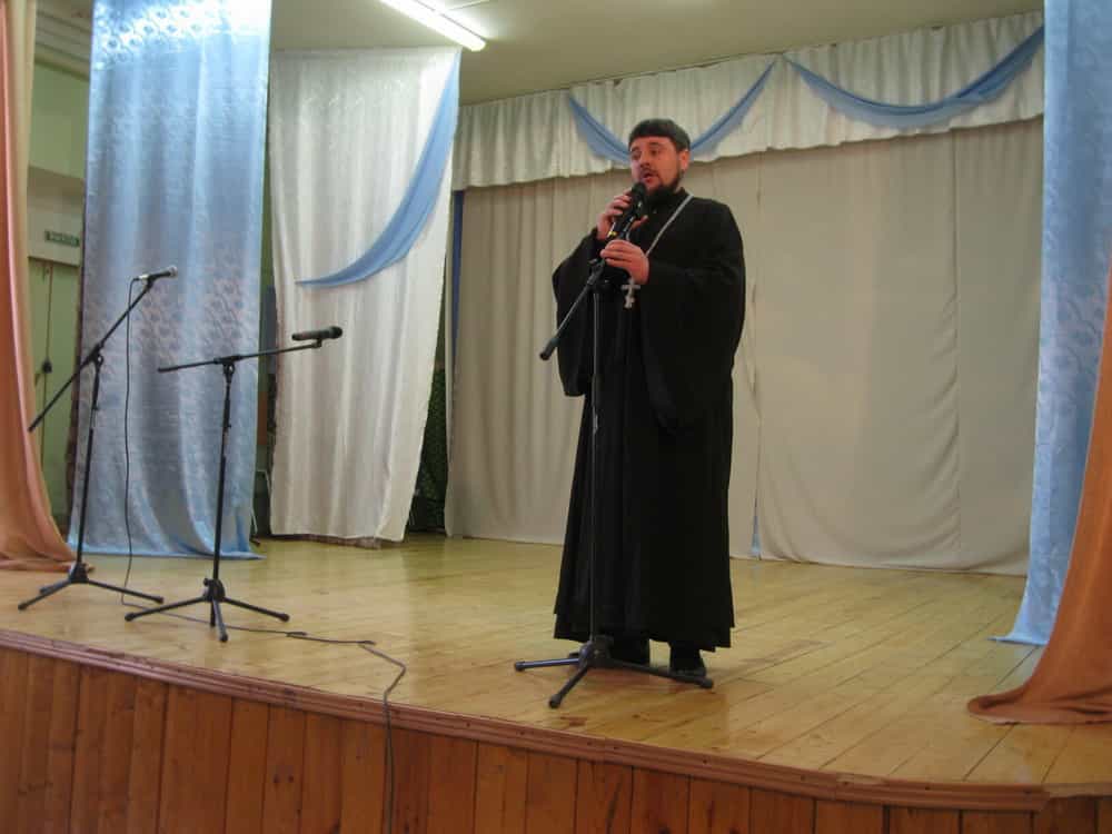 В Среднеивкино состоялся Пасхальный благотворительный концерт